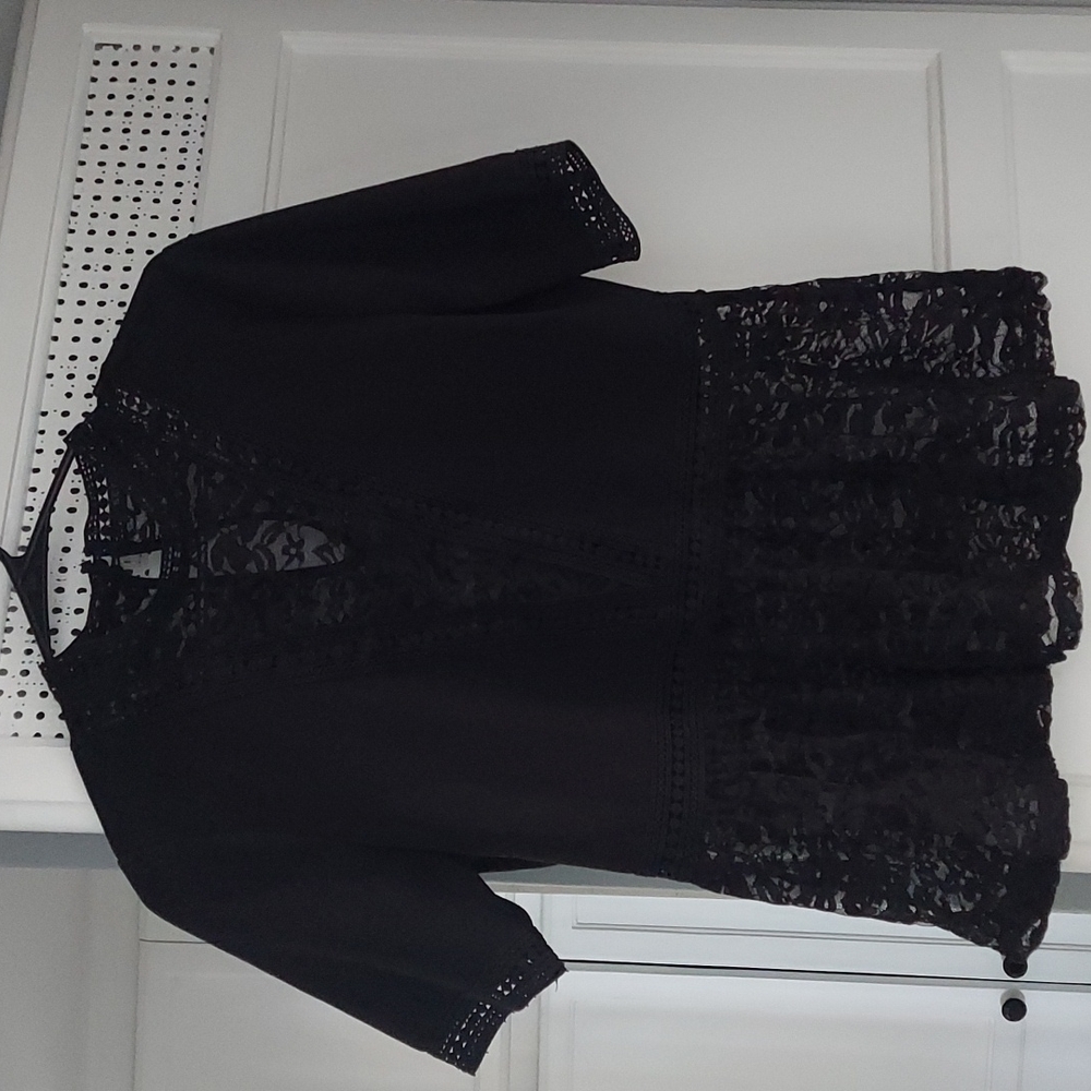 Lace inlay blouse